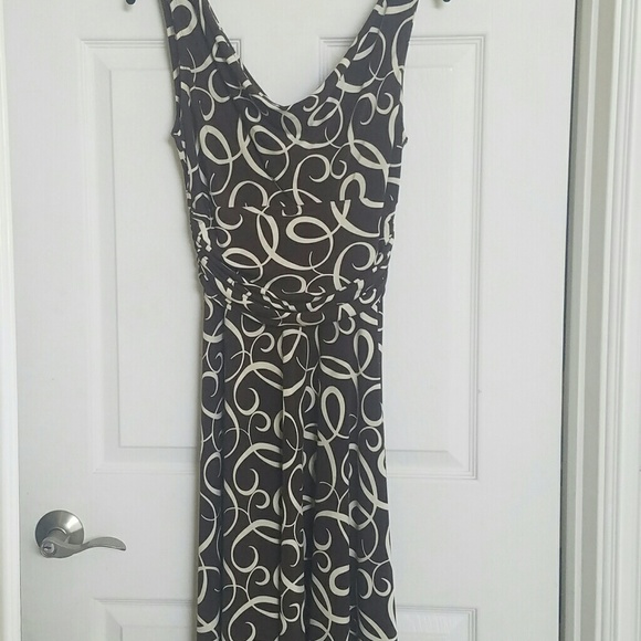 Maggy London Dress - Picture 3 of 5
